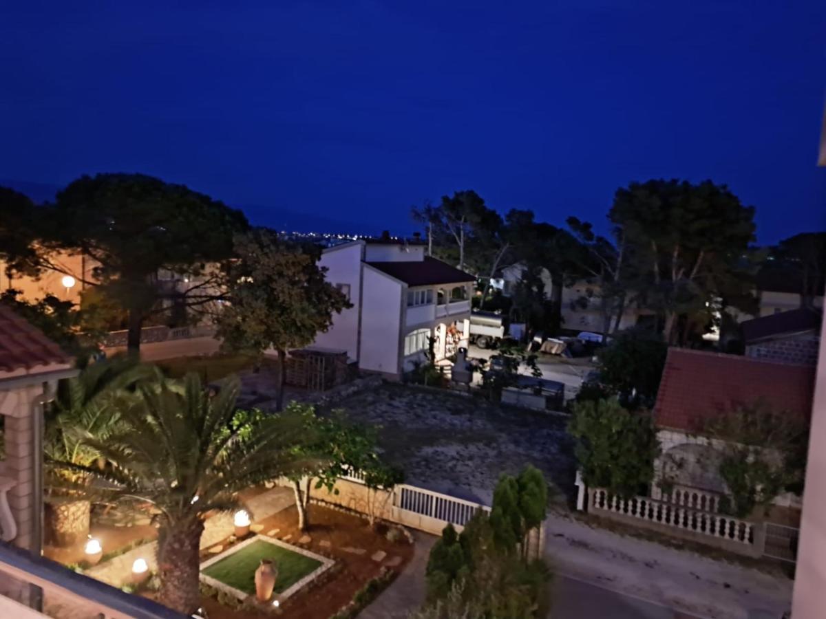Apartmani Vukadin Vir Exterior photo