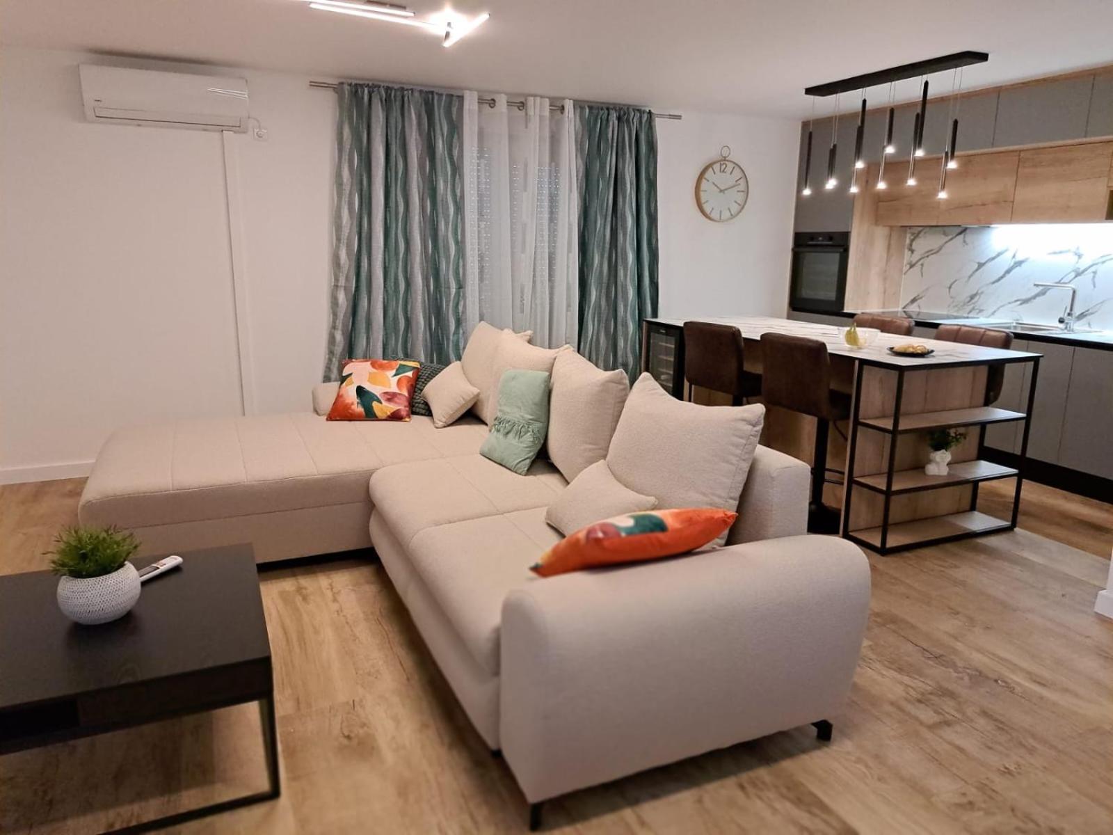 Apartmani Vukadin Vir Exterior photo