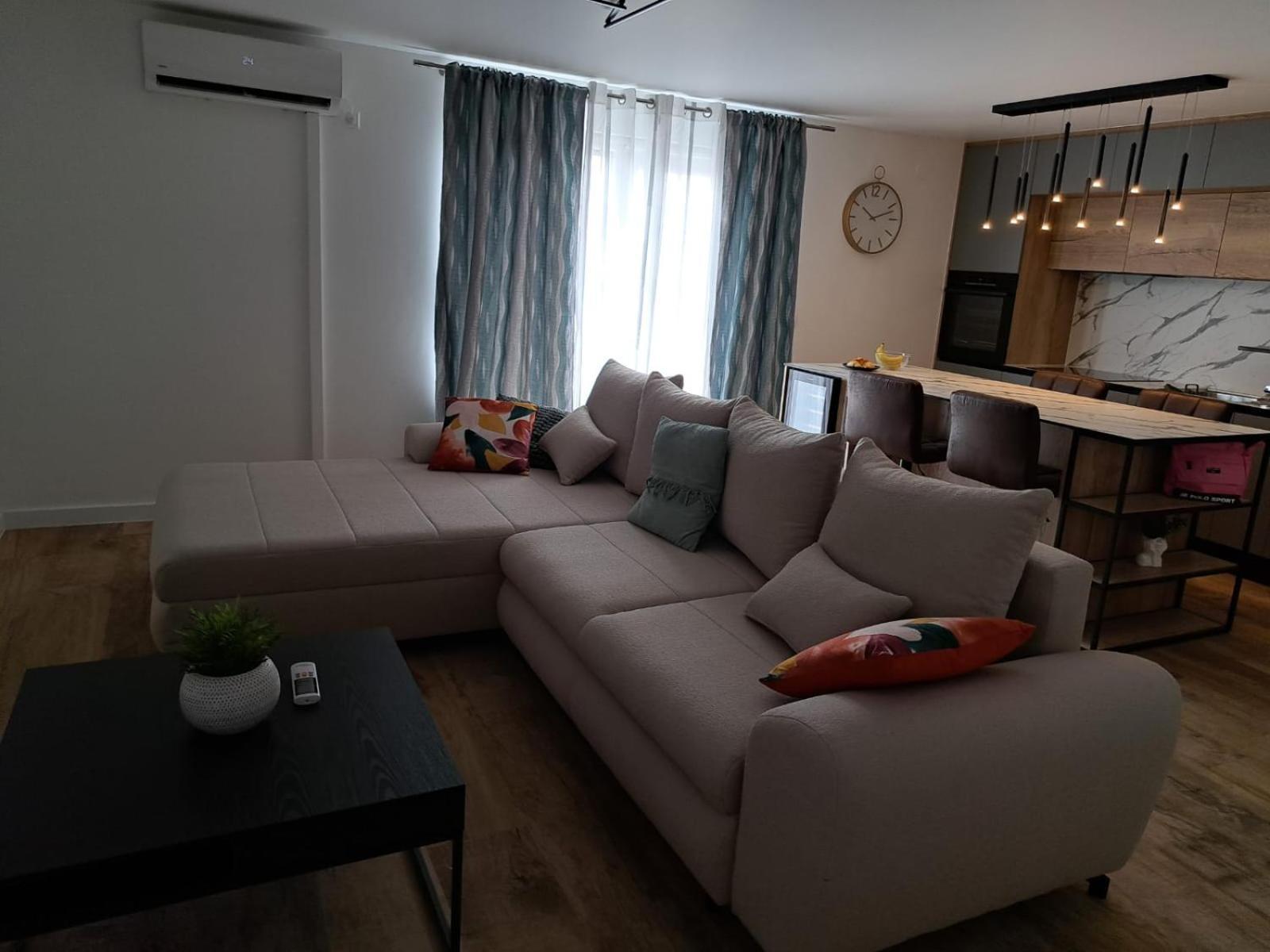 Apartmani Vukadin Vir Exterior photo