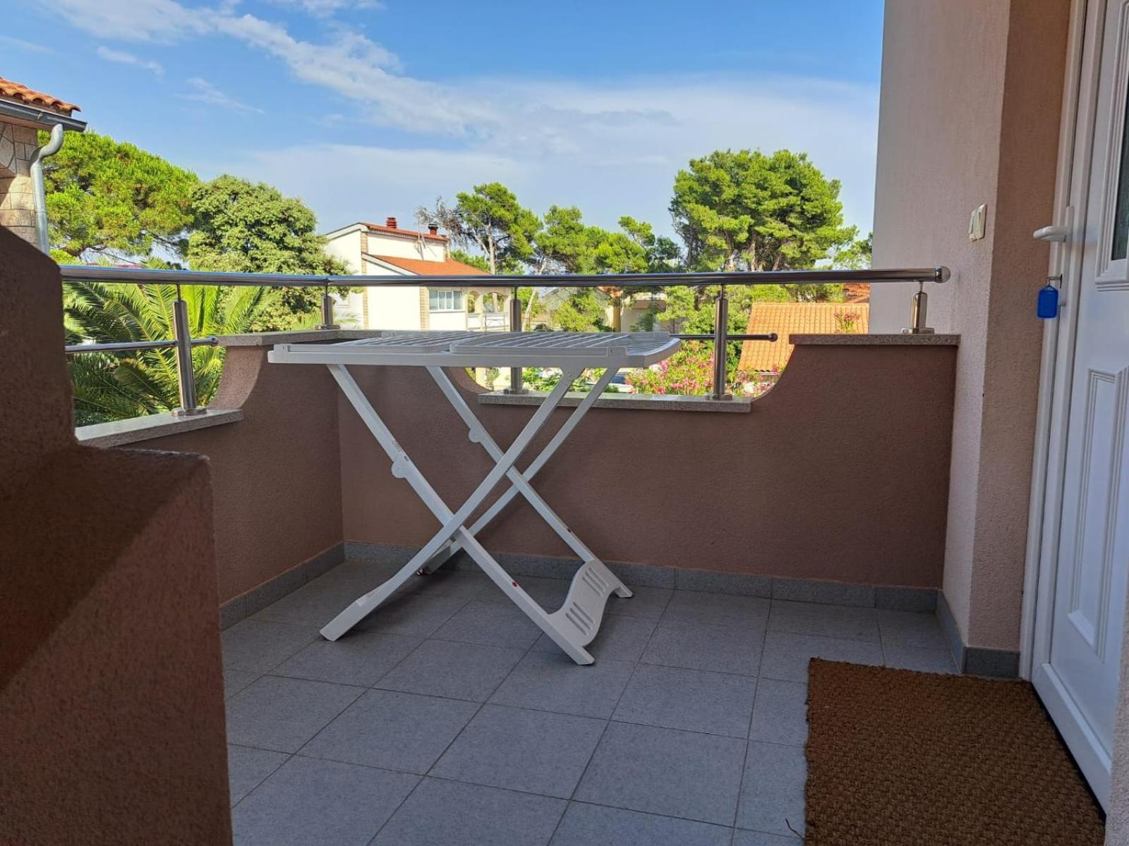 Apartmani Vukadin Vir Exterior photo
