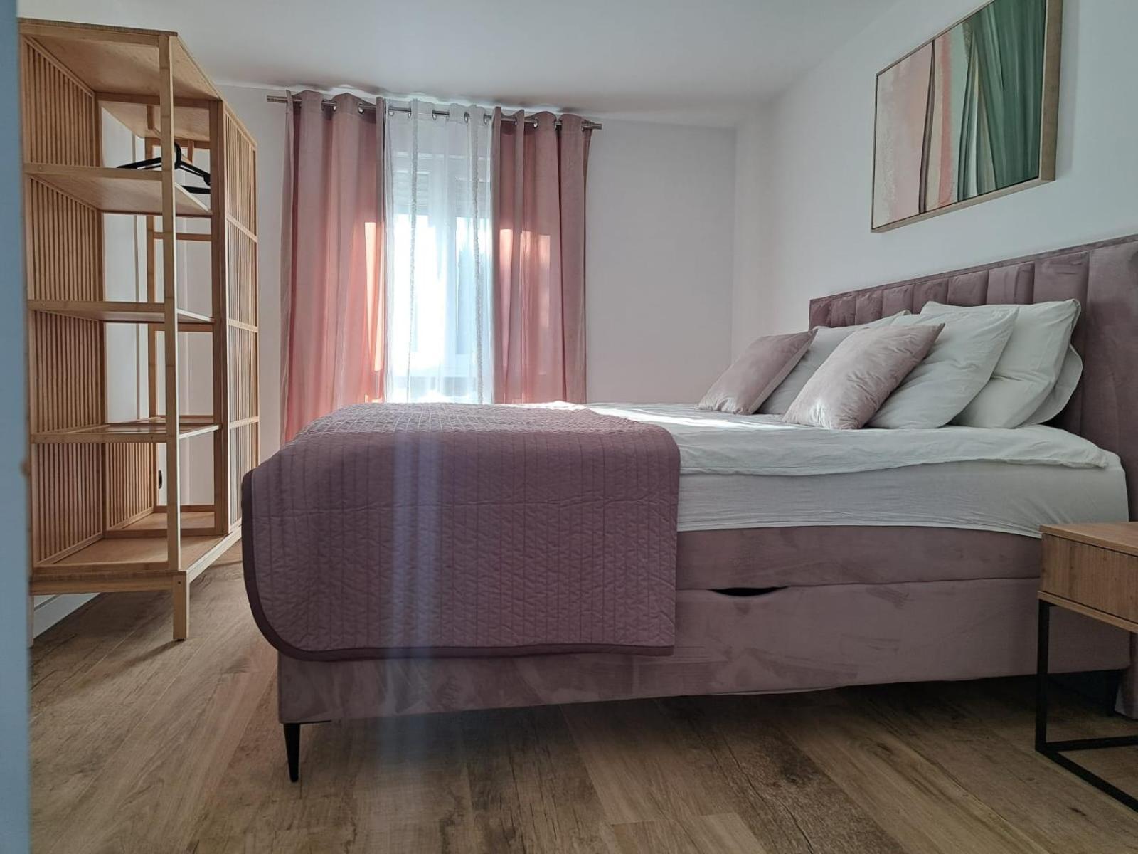 Apartmani Vukadin Vir Exterior photo